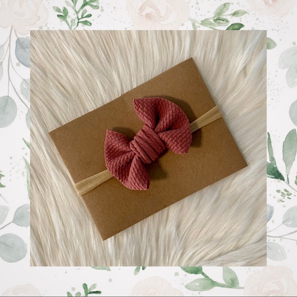 👑Mauve Pink Clip In Bow or Bow on Nylon! - Picture 1 of 4